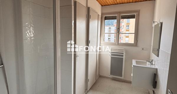 Location Appartement 3 pièces 67.45 m² - Digne-les-bains 04000