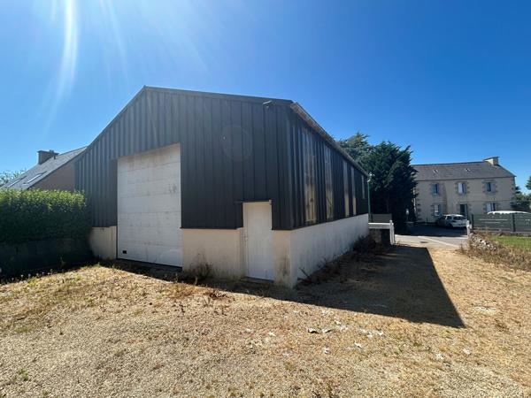 PLOUGAR- Maison - 6 pièces - 159m2 Plougar