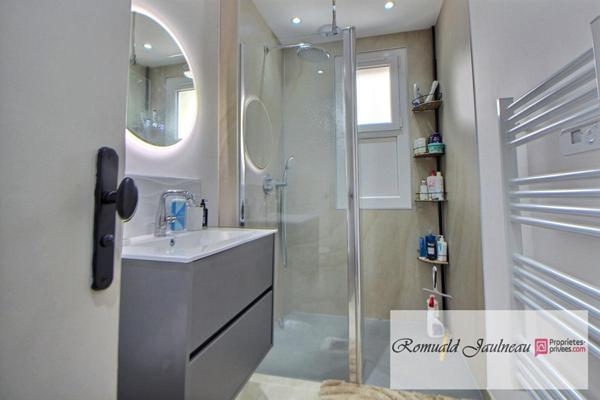 Maison Bonneval  81 m2 - 2 Chambres 1 bureau