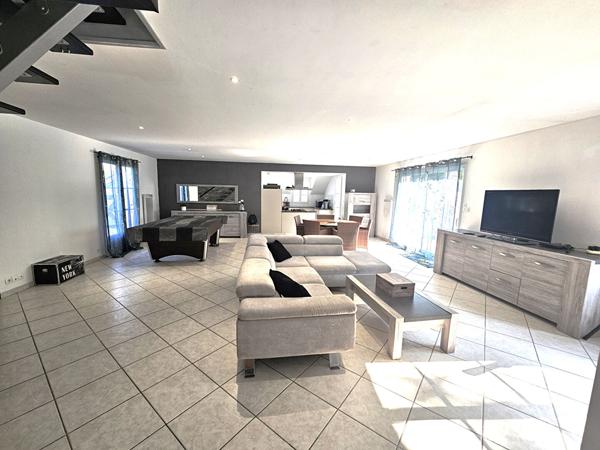 Maison 6 pièces 156.51 m2