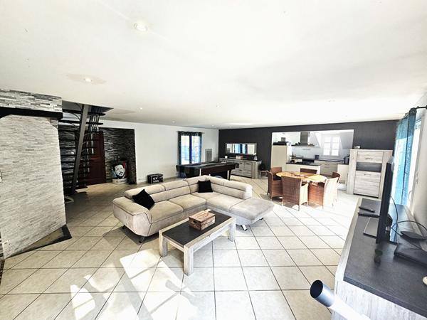 Maison 6 pièces 156.51 m2