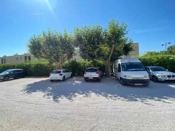 Vente                                                      Appartement
                        
                     4 pièces                      81 m2                     à Bormes-les-Mimosas