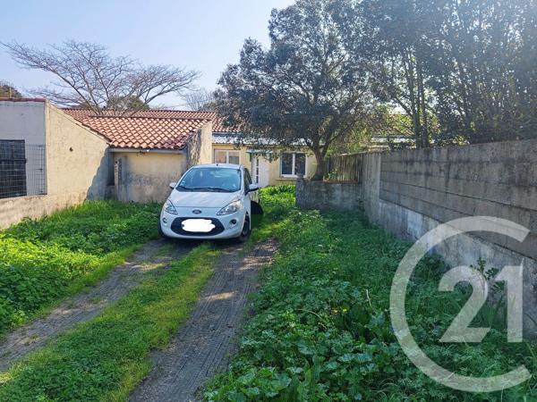 Appartement T2 à vendre  2 pièces - 42 m 2   LA ROCHELLE  - 17