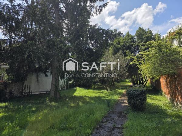 Terrain de 500 m² à bâtir en Lot Avant