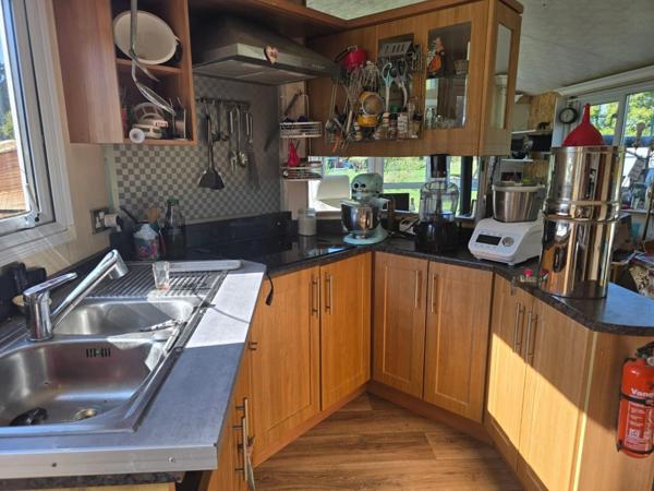 Venez découvrir ce coin de nature prêt à accueillir votre nouveau projet de vie !!