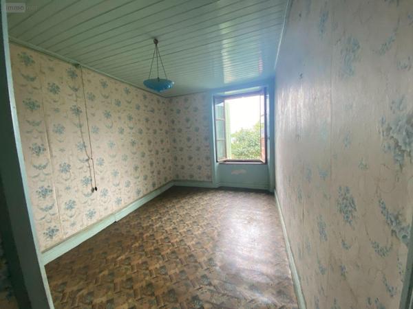 Maison à vendre à Ally dans le Cantal (15700), ref : 15060/1102