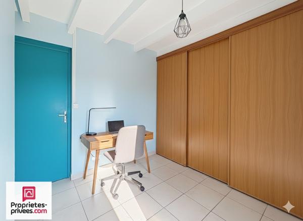 Rians VILLA T4 garage piscine sur 1200 m²