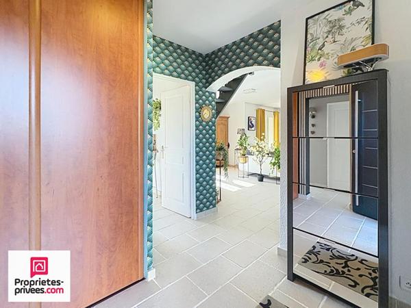 Rians VILLA T4 garage piscine sur 1200 m²