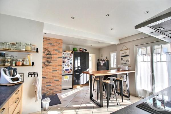 Maison à vendre  8 pièces - 194,70 m2 CHATEAU THIERRY - 02