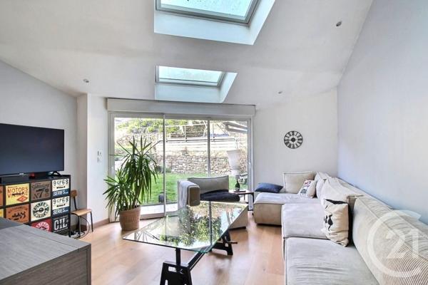 Maison à vendre  8 pièces - 194,70 m2 CHATEAU THIERRY - 02