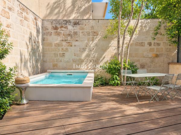 À vendre -  Maison - Bordeaux Saint Genès - Jardin - piscine - cave