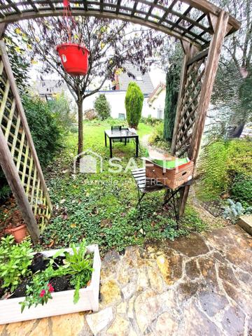 Quartier résidentiel maison non mitoyenne sur ssol