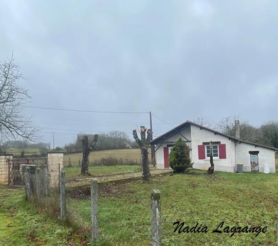 MAISON A LOUER - LIMEYRAT