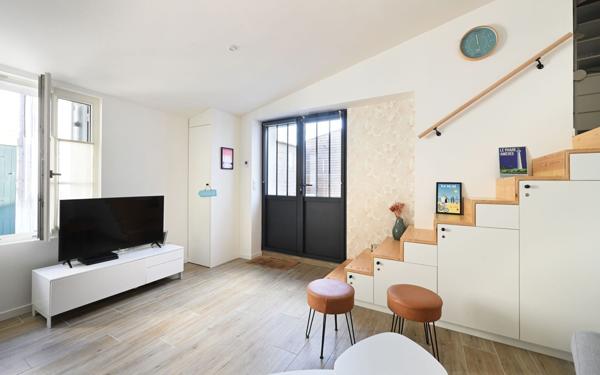 Maison à vendre    3 pièces •  La Flotte