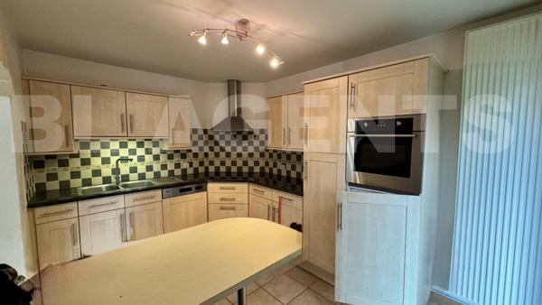 Maison familiale de 6 pièces 