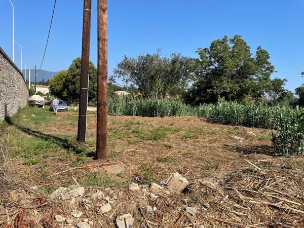 TERRAIN 2700 m² NON CONSTRUCTIBLE ZONE N  EN BORD DE ROUTE