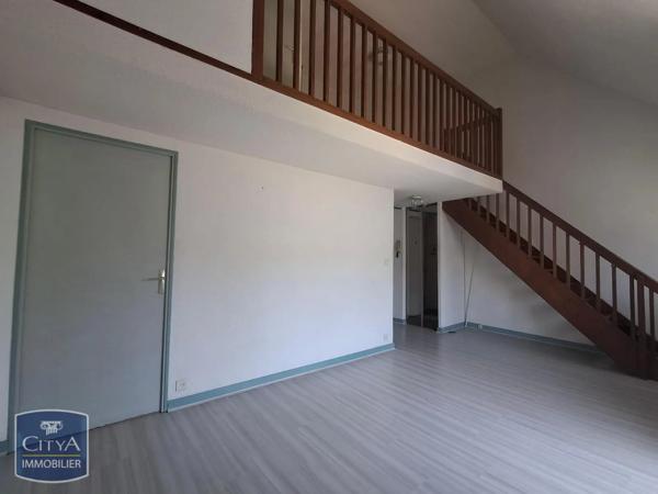 Appartement à louer 2 pièces 39.27m² Clermont-Ferrand (63000)