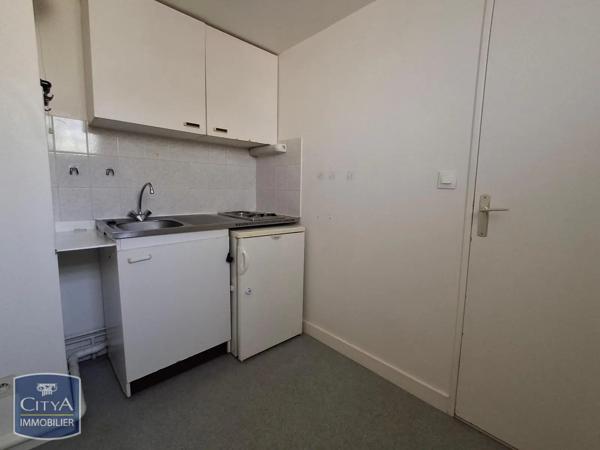 Appartement à louer 2 pièces 39.27m² Clermont-Ferrand (63000)