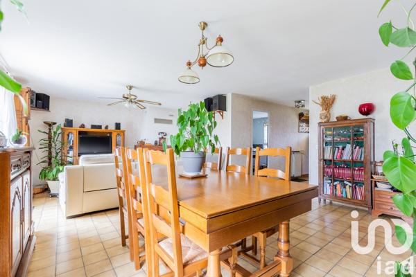 House for sale 6 rooms 130 m² Fleury-Mérogis