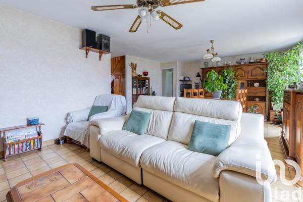 House for sale 6 rooms 130 m² Fleury-Mérogis