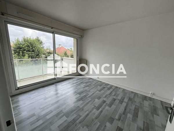 Location Studio 22.8 m² - 25 RUE PAUL LEPLAT Marly Le Roi 78160