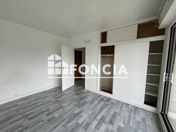 Location Studio 22.8 m² - 25 RUE PAUL LEPLAT Marly Le Roi 78160