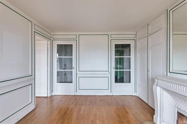 Appartement Paris 7e - CHAMP DE MARS