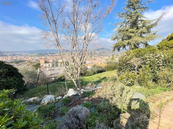 Maison individuelle à vendre à Manosque dans les Alpes-de-Haute-Provence (04100), ref : 025/1893