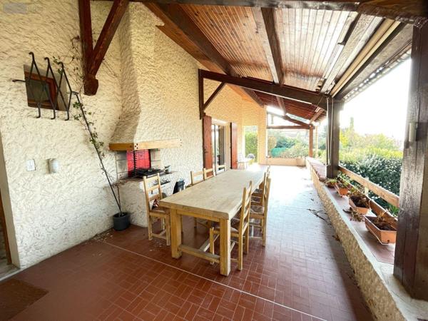 Maison individuelle à vendre à Manosque dans les Alpes-de-Haute-Provence (04100), ref : 025/1893