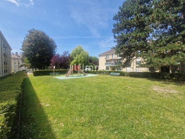 Charmant F3 de 61 m² avec balcon à Saint-Brice-sous-Forêt
