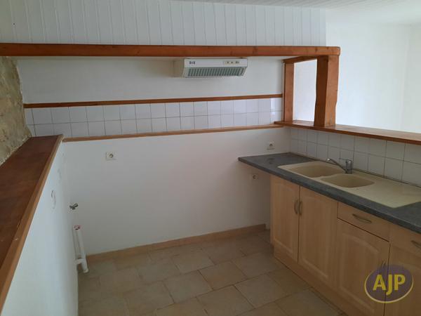 Location maison Pons : 635 € - AJP Immobilier Pons