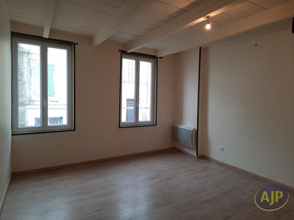 Location maison Pons : 635 € - AJP Immobilier Pons