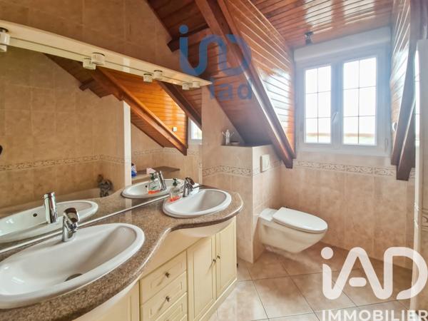 Maison à vendre 7 pièces 125 m² Montfermeil
