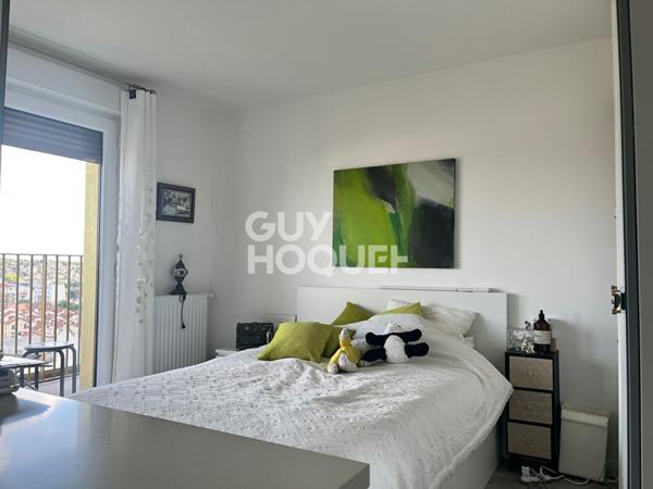 4 pièces dans immeuble récent, vue dégagée, terrasse filante