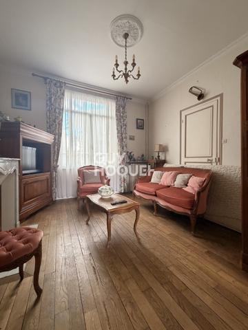QUARTIER HENRIVILLE- MAISON AVEC CHARME D'ENVIRON 120M² AVEC JARDIN