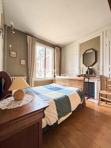 QUARTIER HENRIVILLE- MAISON AVEC CHARME D'ENVIRON 120M² AVEC JARDIN