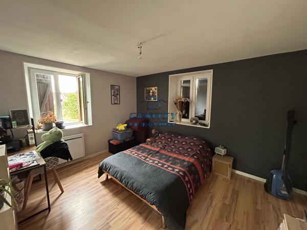 APPARTEMENT F2 AVEC TERRAIN ET GARAGE - MAGNY DANIGON 70200