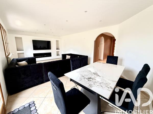 Maison à vendre 6 pièces 138 m² Vaujours