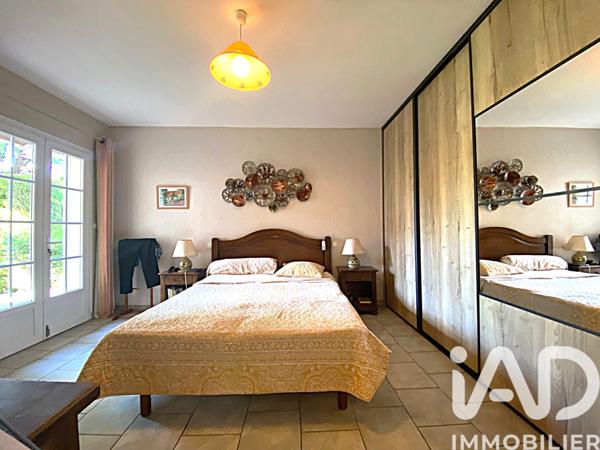 Maison à vendre 7 pièces 183 m² L'Isle-sur-la-Sorgue