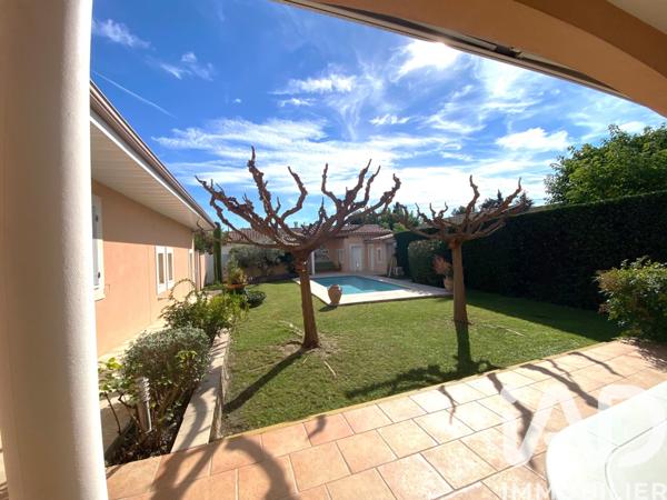 Maison à vendre 7 pièces 183 m² L'Isle-sur-la-Sorgue