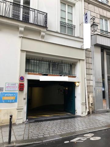Location parking / box près de PARIS - 176 €/mois