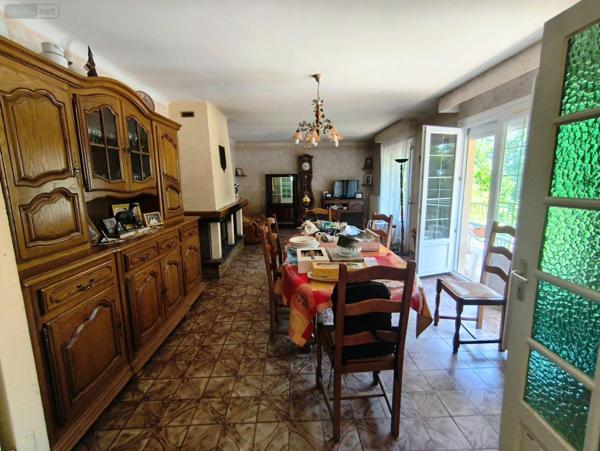 Maison à vendre à Voivres-lès-le-Mans dans la Sarthe (72210), ref : 72122-1379