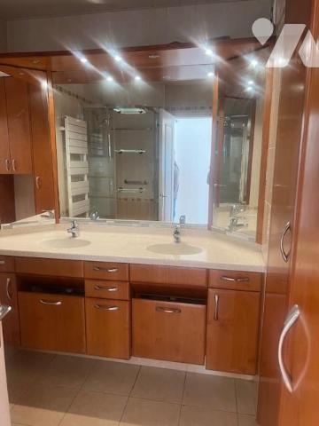 VANNES - CENTRE VILLE - APPARTEMENT T3 de 78m2