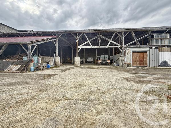 à vendre  1000 m2 PRAT BONREPAUX - 09