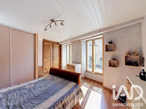 Maison à vendre 5 pièces 138 m² Saint-Bris-le-Vineux