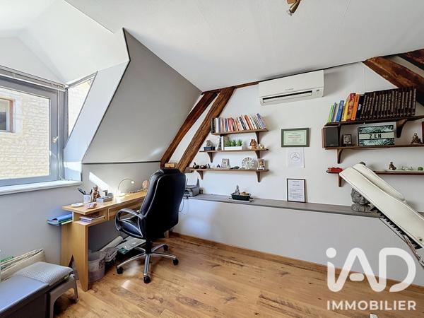 Maison à vendre 5 pièces 138 m² Saint-Bris-le-Vineux