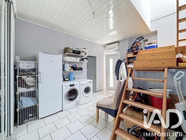 Maison à vendre 5 pièces 138 m² Saint-Bris-le-Vineux