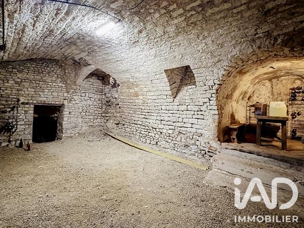 Maison à vendre 5 pièces 138 m² Saint-Bris-le-Vineux