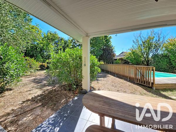 Maison à vendre 8 pièces 197 m² Mérignac