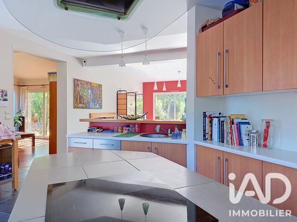 Maison à vendre 8 pièces 197 m² Mérignac